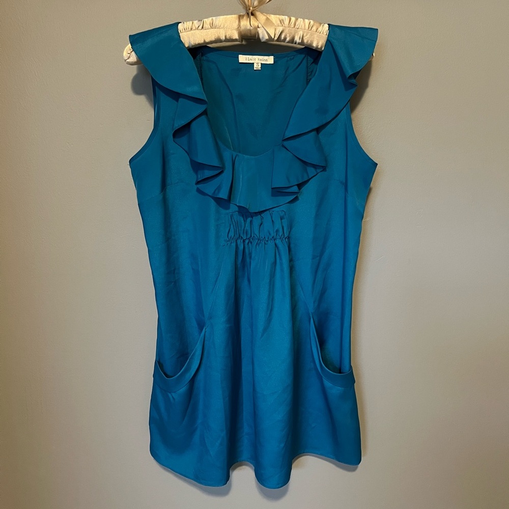 Black Rainn Tunic length Sleeveless Blouse